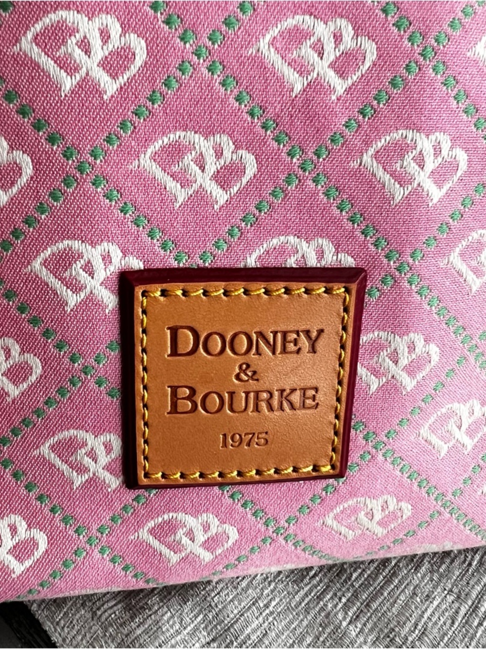 🌸 NWT! Vtg Pretty n Pink Dooney & Bourke East West Handbag w Matching Wallet - Picture 3 of 12
